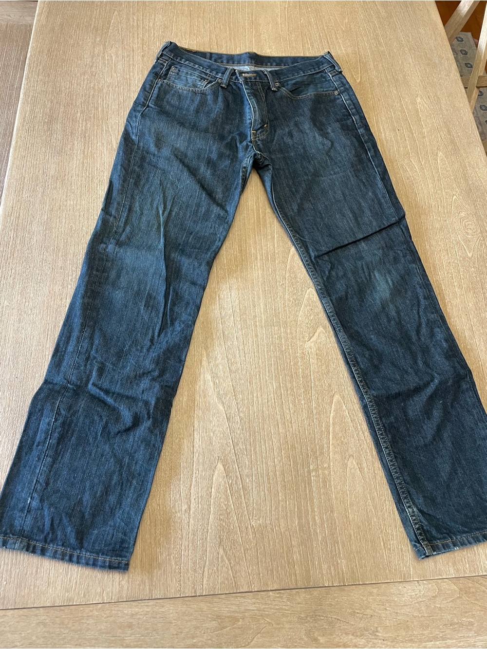 Levi's 514 Men's Dark Wash Straight Jeans